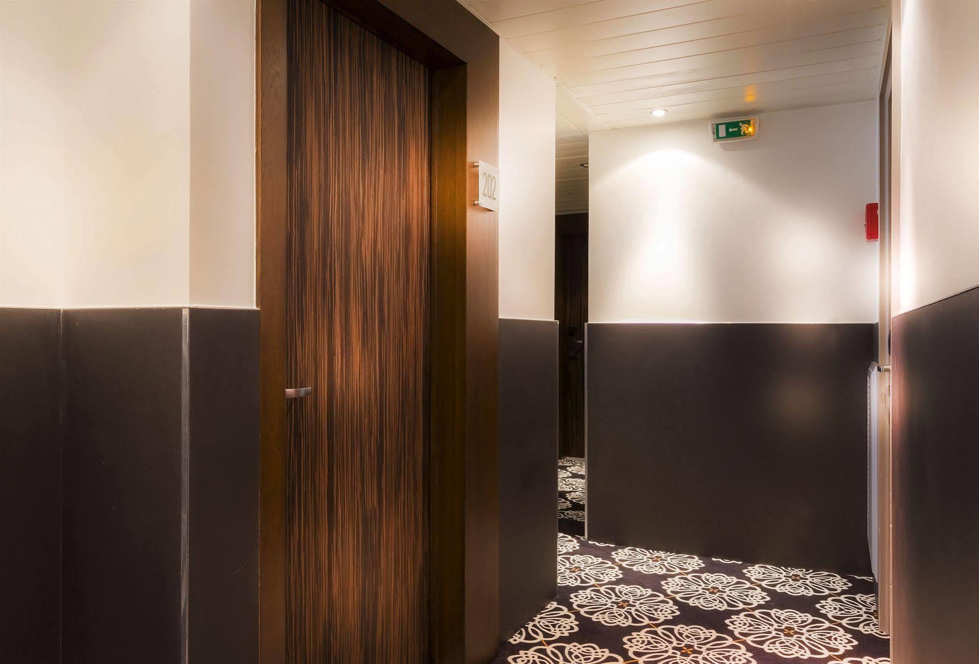 Hotel Acanthe - Boulogne Billancourt 외부 사진